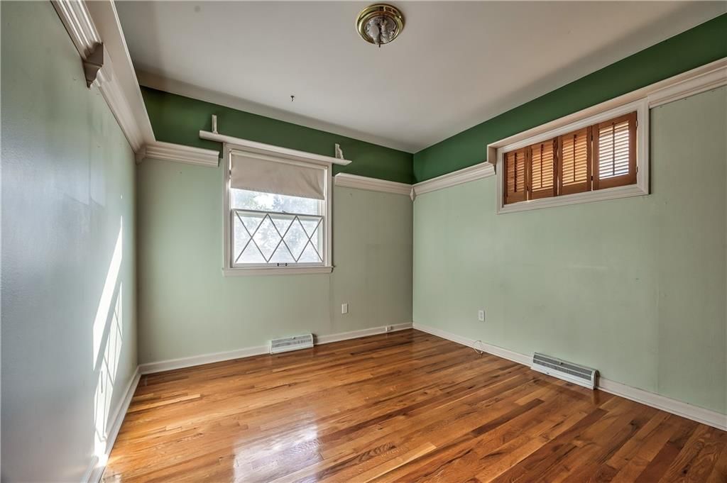 Photo 18 of 28 - 9222 W 101st Street