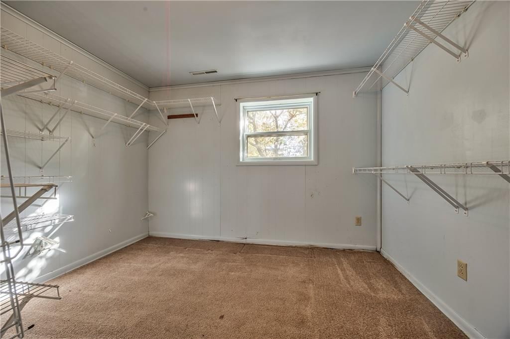 Photo 21 of 28 - 9222 W 101st Street
