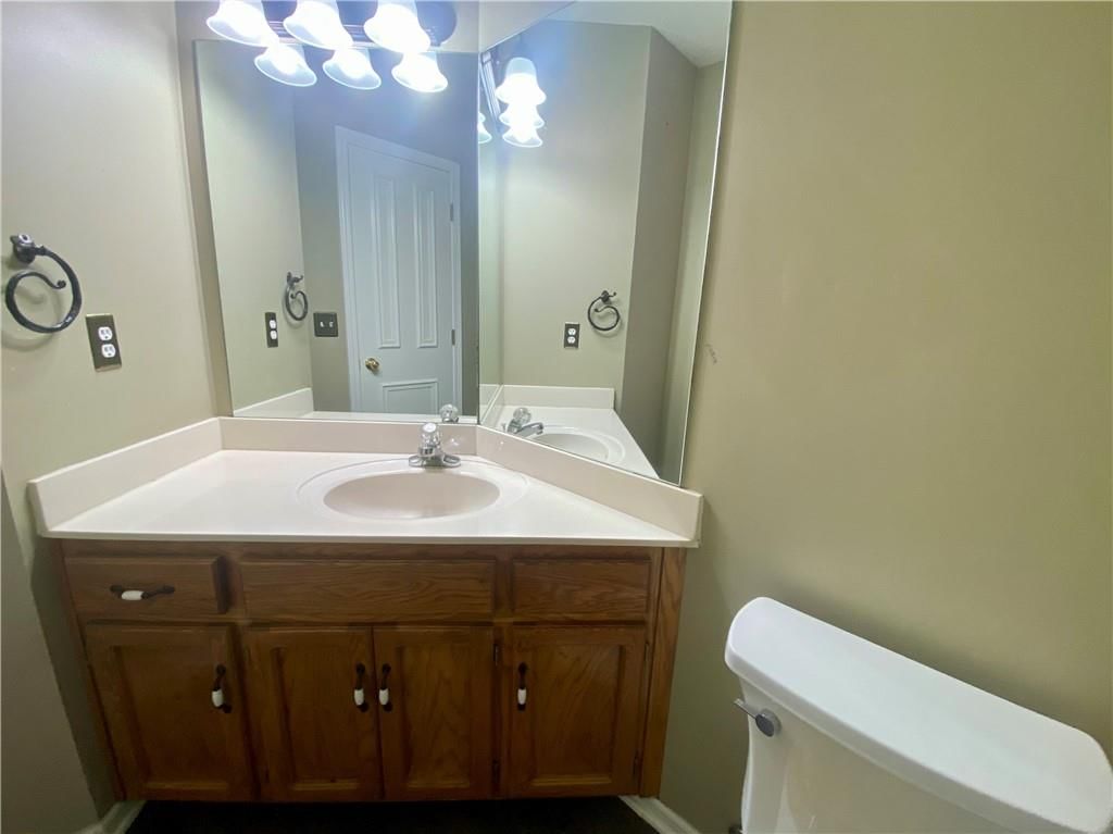 8623 N McDonald Avenue — photo 8