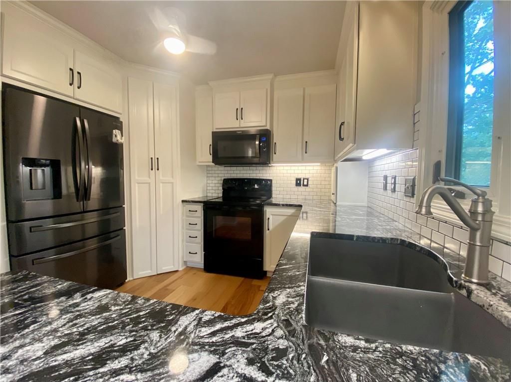 8623 N McDonald Avenue — photo 13