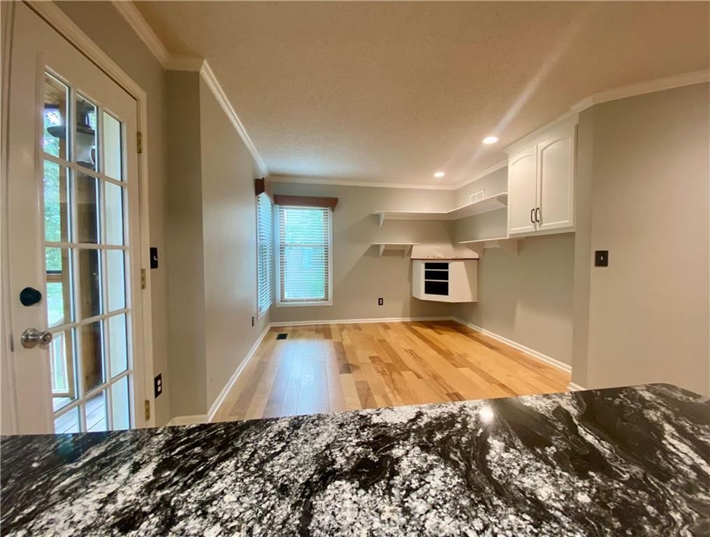 8623 N McDonald Avenue — photo 14