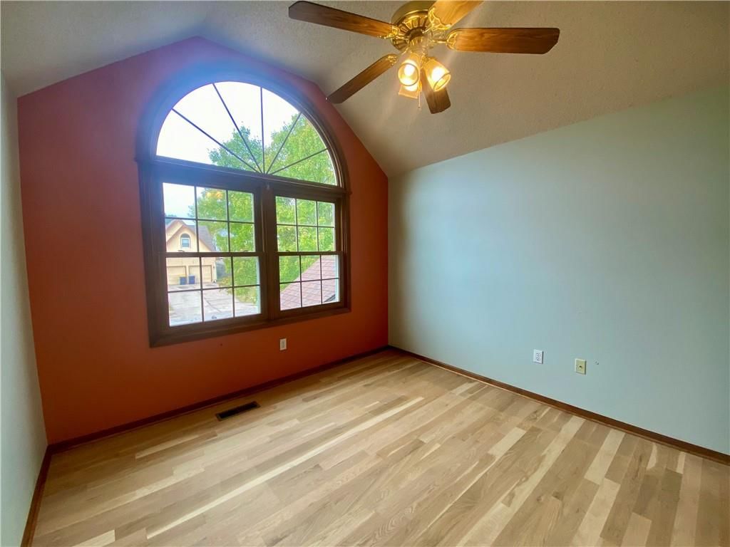 8623 N McDonald Avenue — photo 17