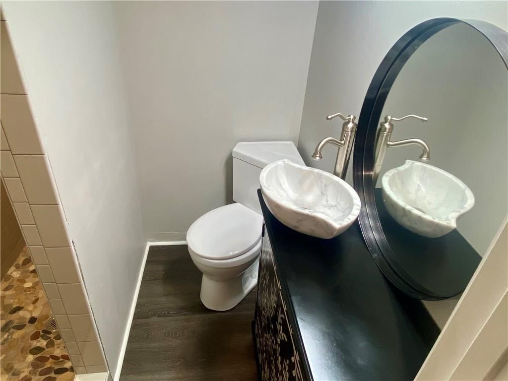 8623 N McDonald Avenue — photo 31