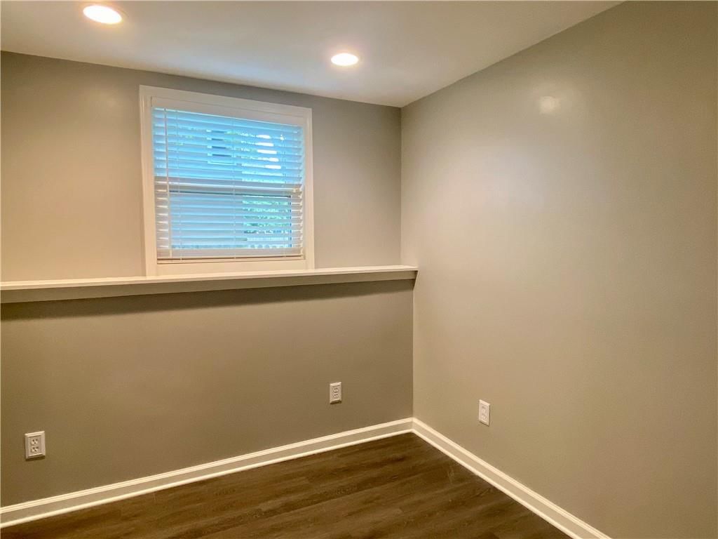 8623 N McDonald Avenue — photo 32