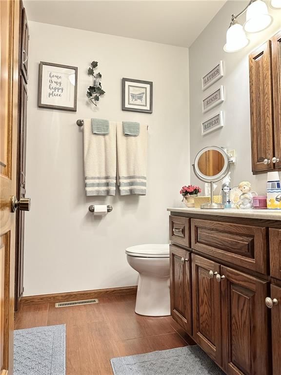 904 Lake Manor Drive — photo 20