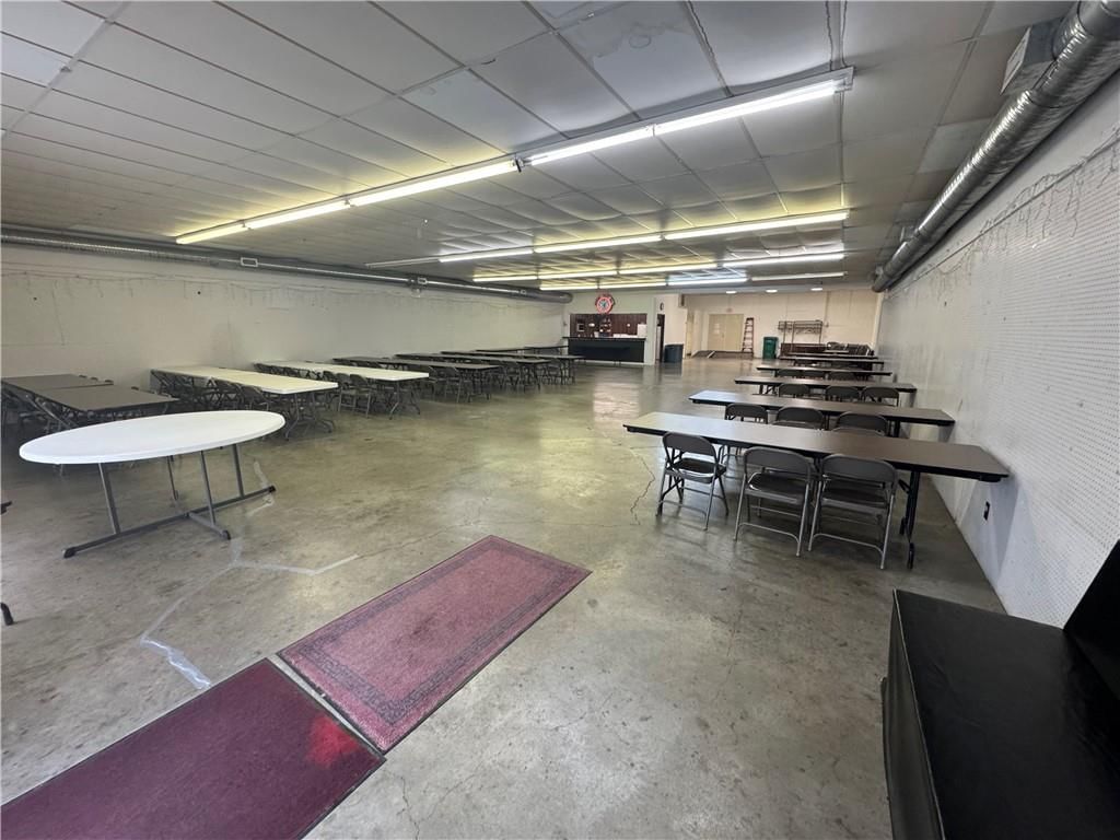 408 Broadway Street — photo 8