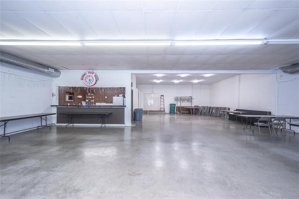 408 Broadway Street — photo 10