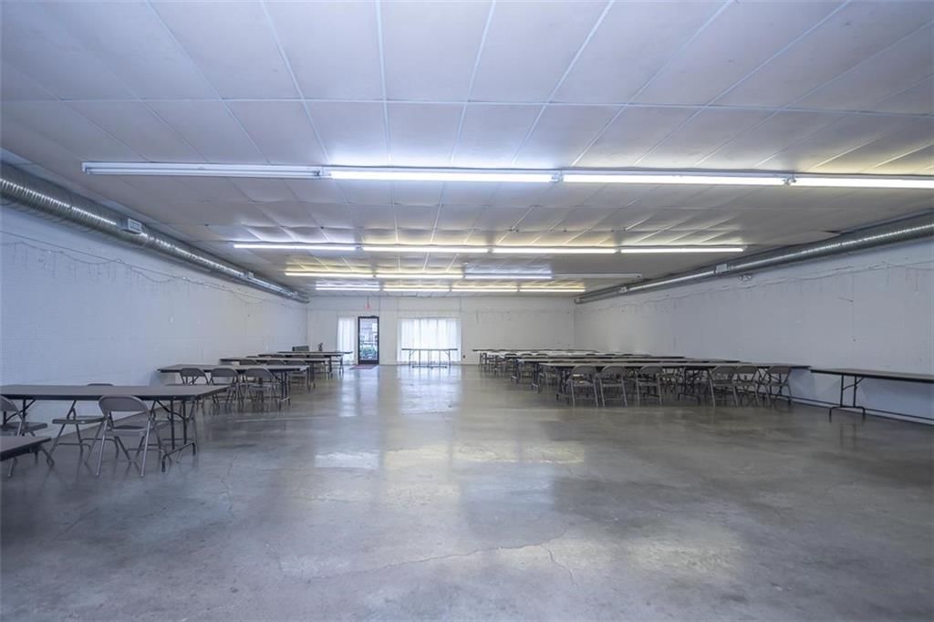 408 Broadway Street — photo 14