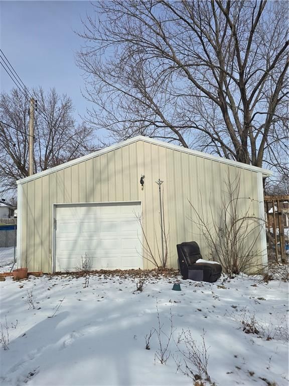 408 W 5th Street — photo 4