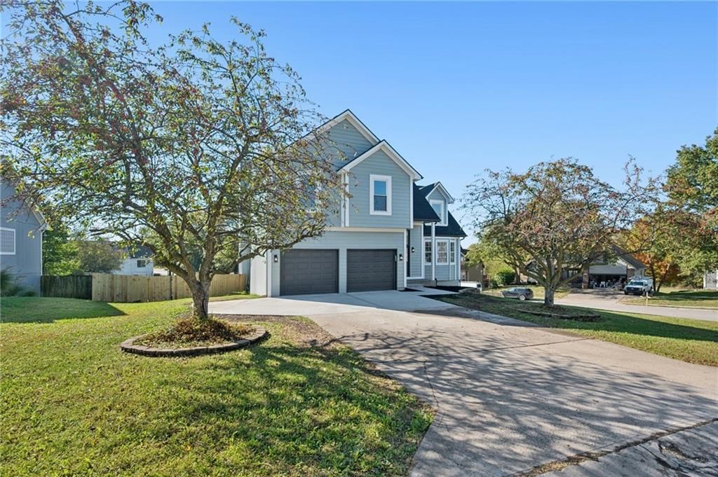 1515 Fox Run Lane — photo 2