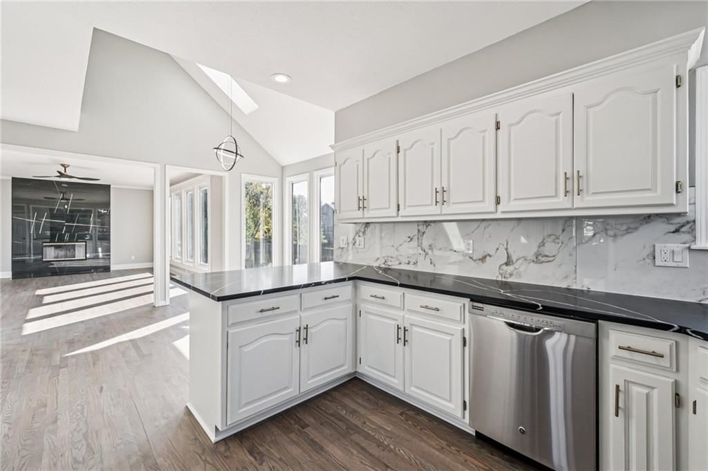 1515 Fox Run Lane — photo 13