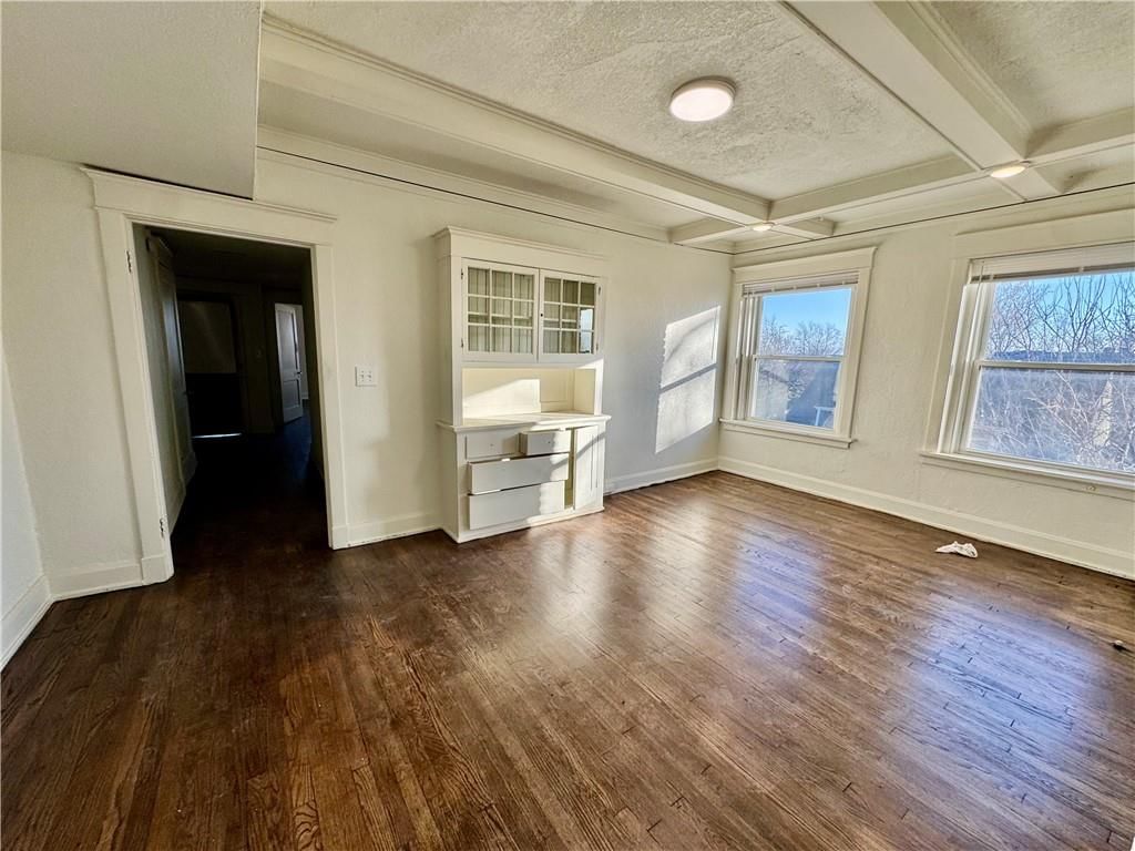 4200 Harrison Street — photo 3