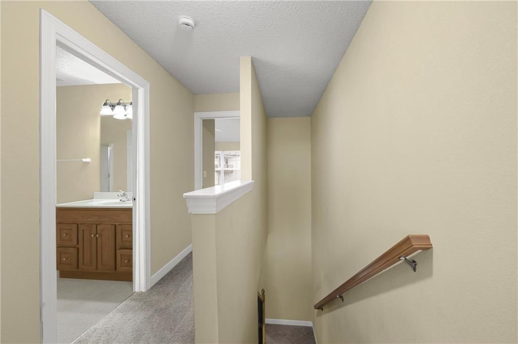925 Peach Tree Lane — photo 11