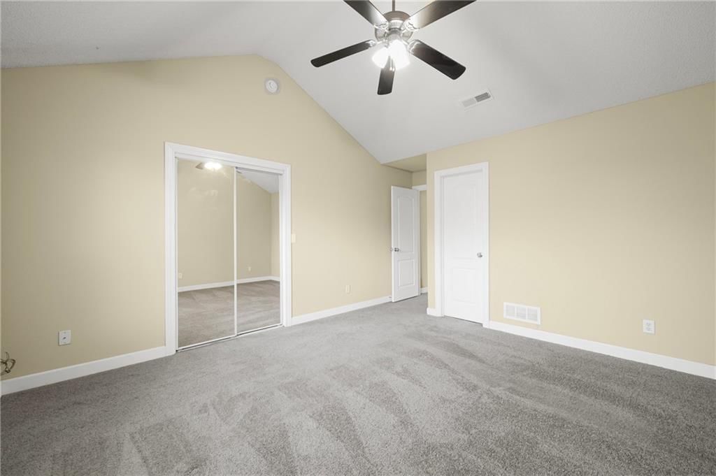 925 Peach Tree Lane — photo 13