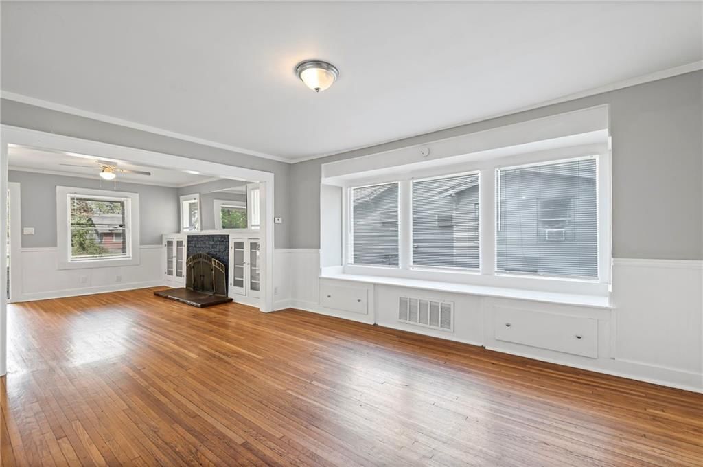 1835 Walker Avenue — photo 10