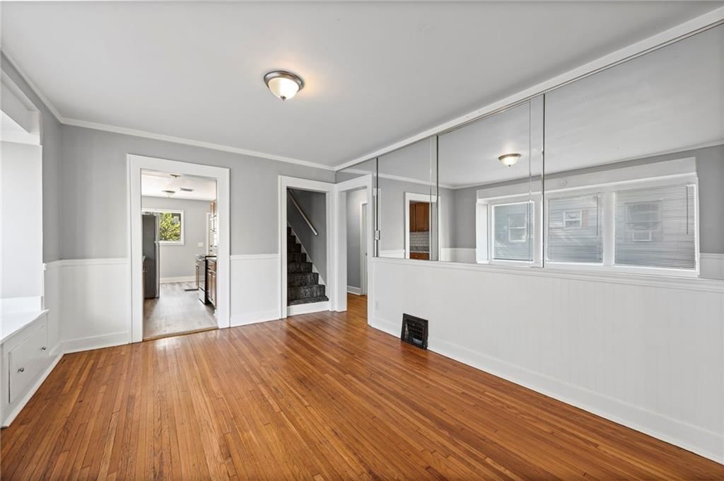 1835 Walker Avenue — photo 12