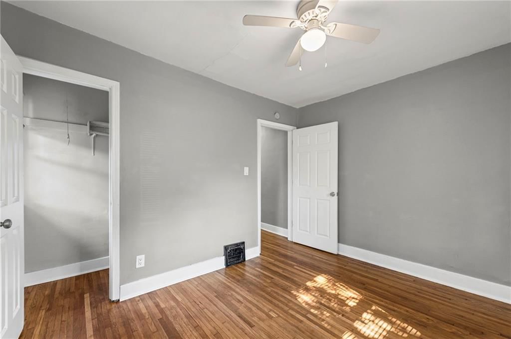 1835 Walker Avenue — photo 21