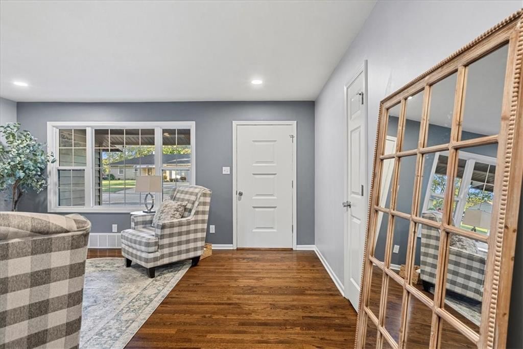 5325 Hagemann Street — photo 4