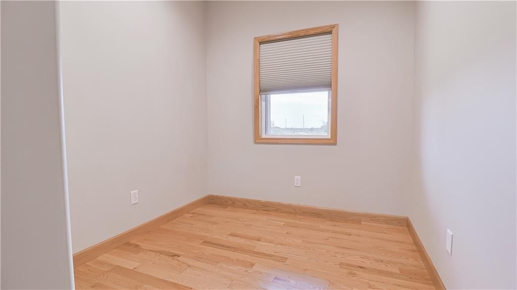 1074 NE 121st Road — photo 24