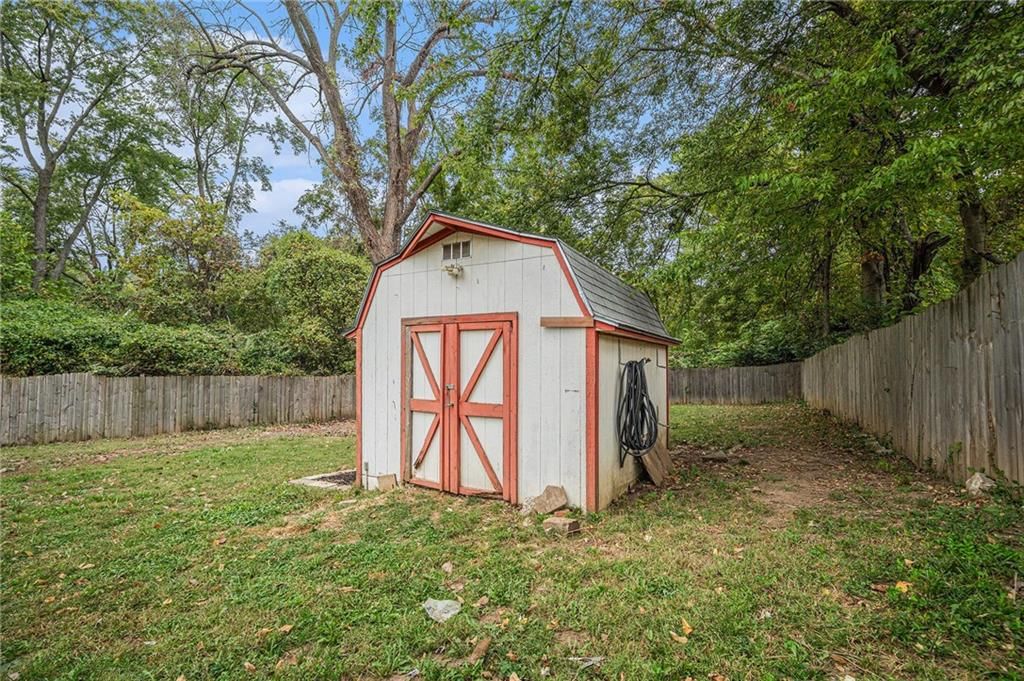 16208 E Sea Avenue — photo 22
