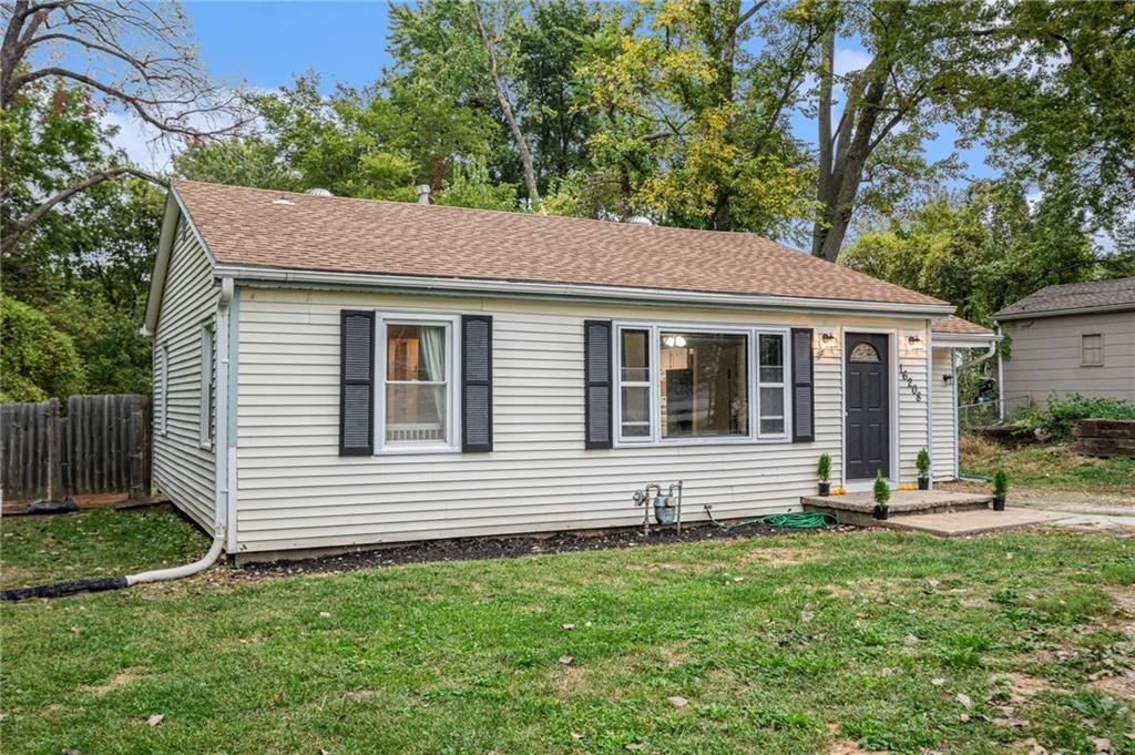 16208 E Sea Avenue — photo 27