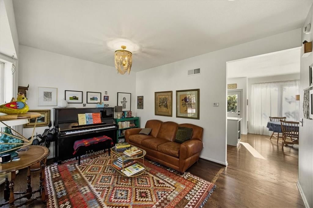 5150 Roundtree Street — photo 6