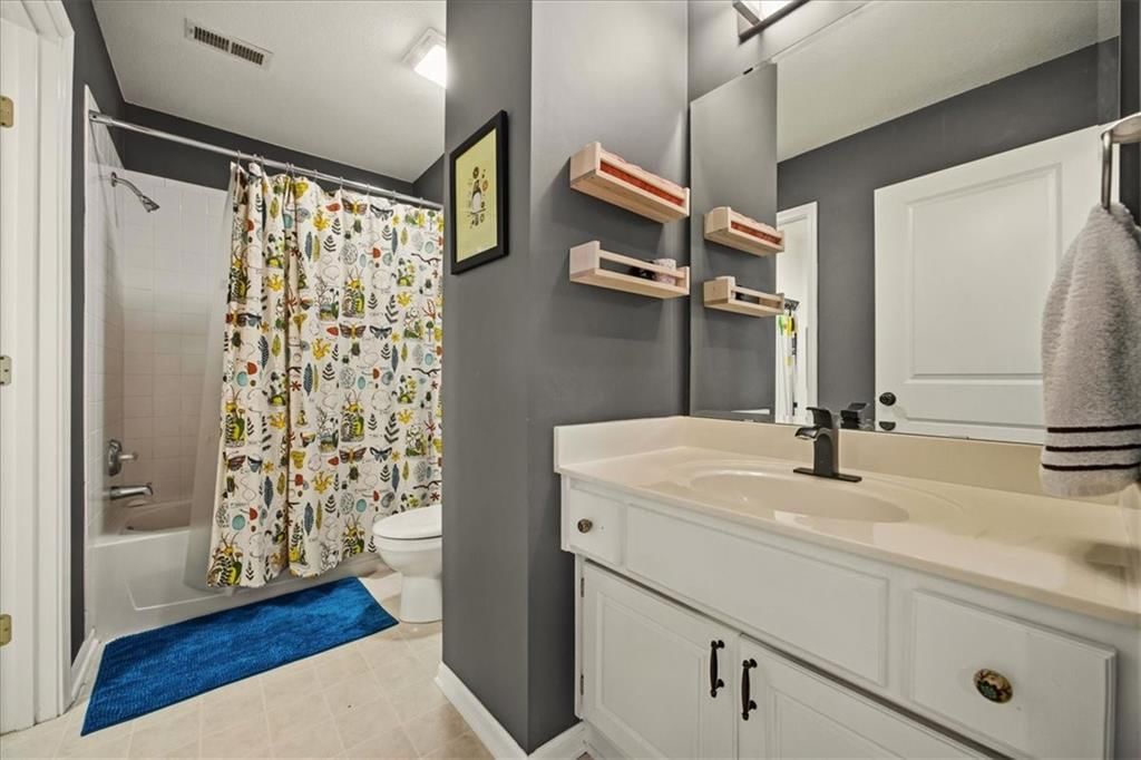 5150 Roundtree Street — photo 25