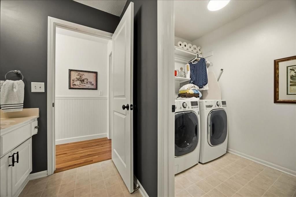 5150 Roundtree Street — photo 26