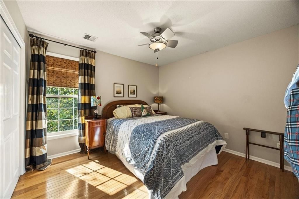 5150 Roundtree Street — photo 28