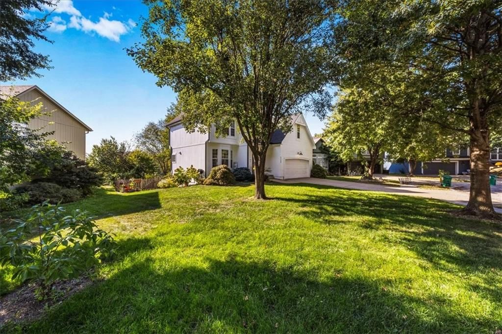 5150 Roundtree Street — photo 37