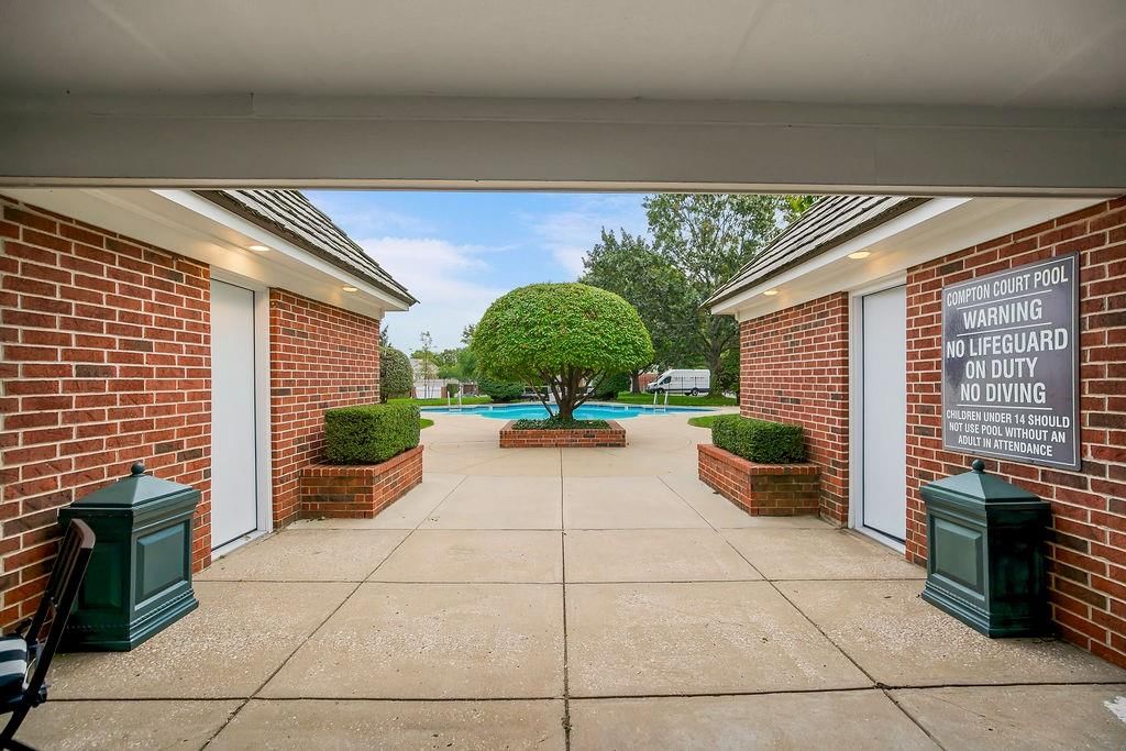 29 Compton Court — photo 27