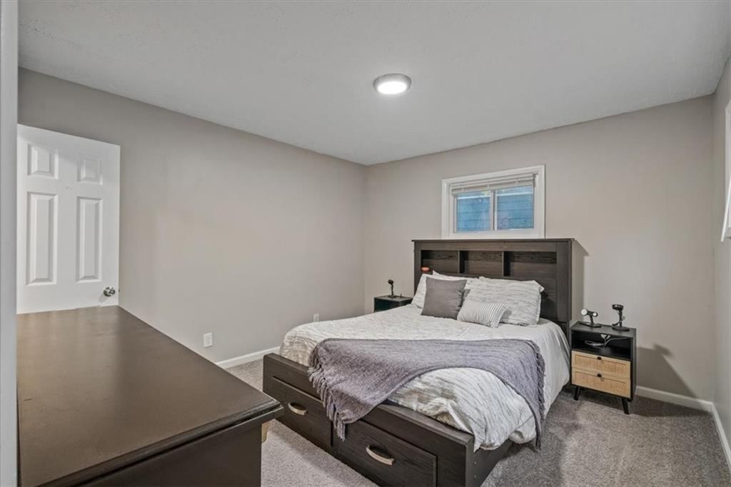 Photo 9 of 19 - 7411 E 110th Street