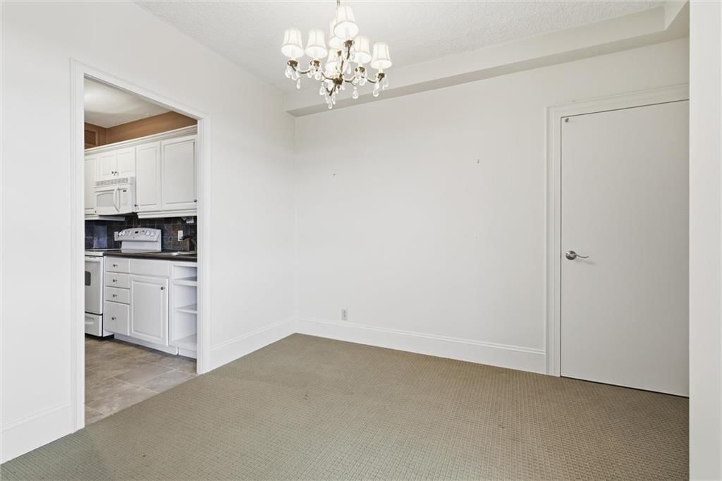 333 W Meyer Boulevard — photo 9