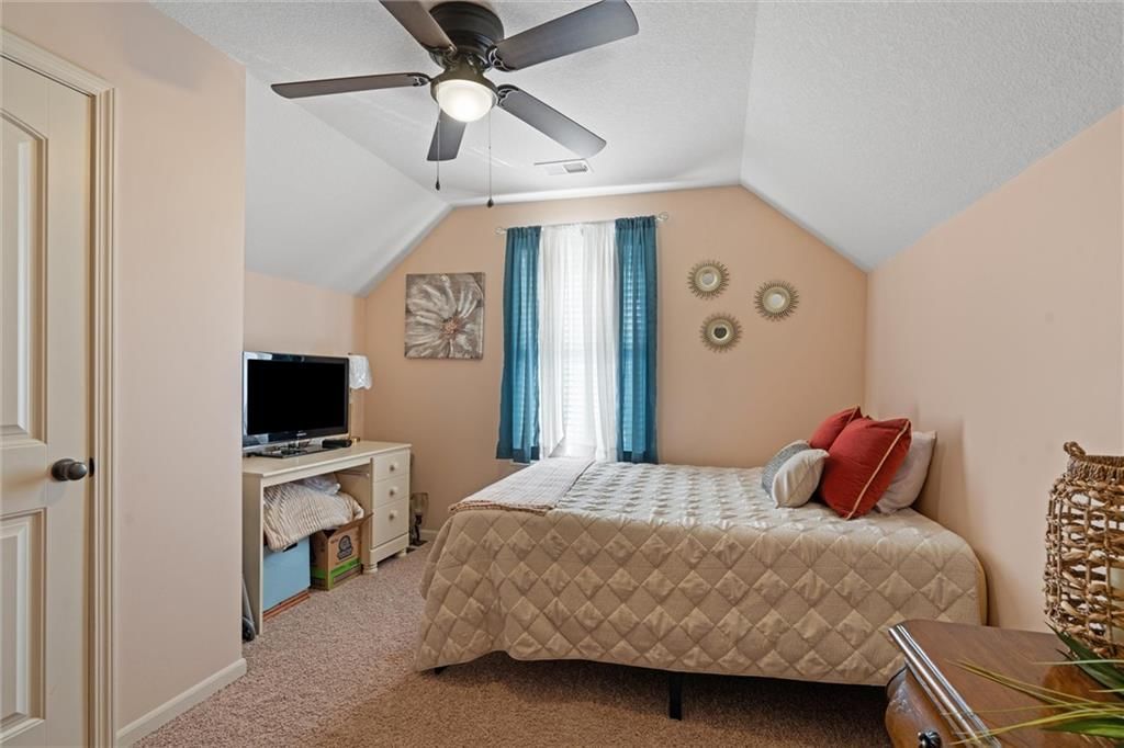 820 SW 35TH Street — photo 24