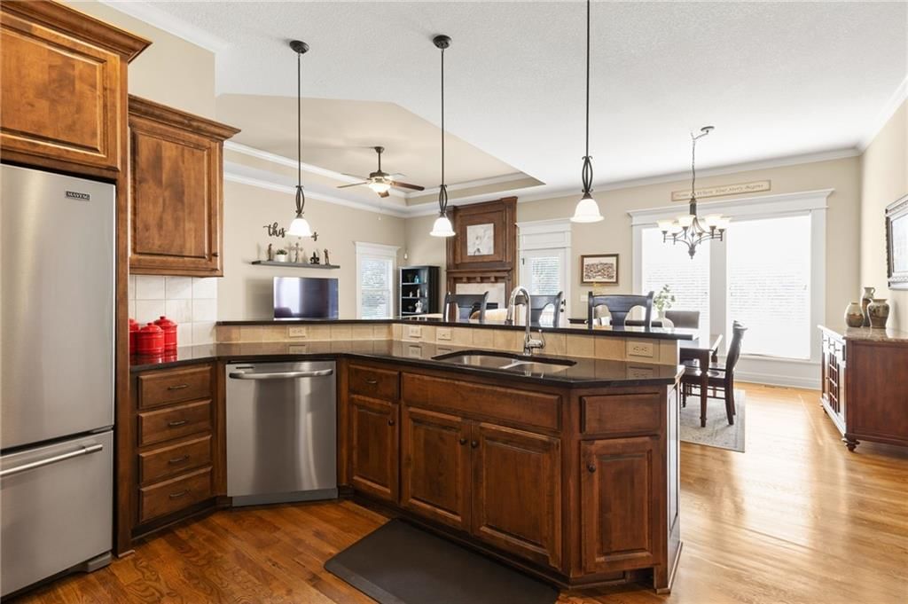 10933 S Wrangler Street — photo 12