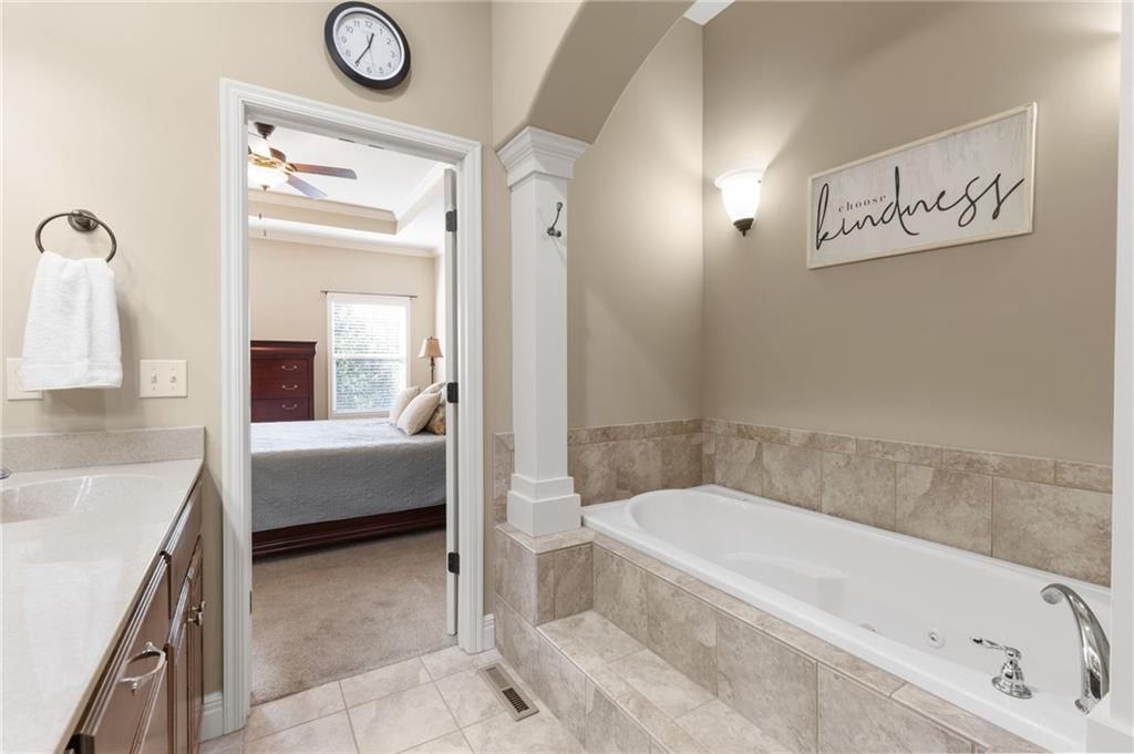 10933 S Wrangler Street — photo 20
