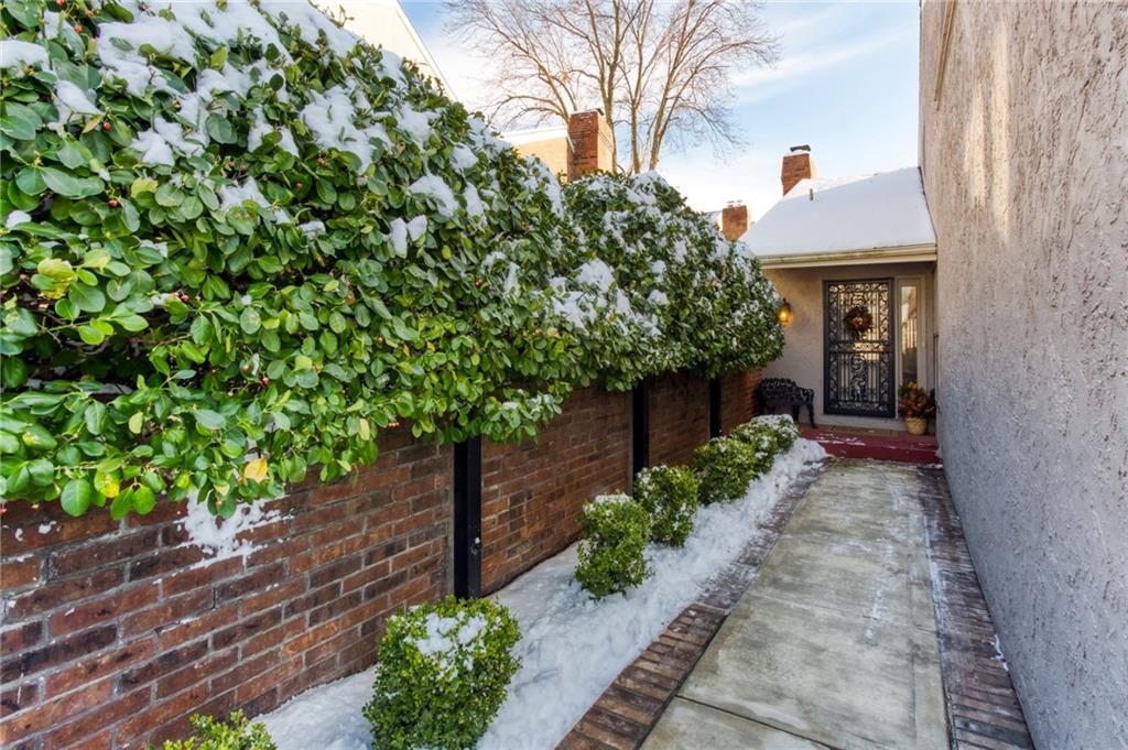6241 Rosewood Court — photo 4