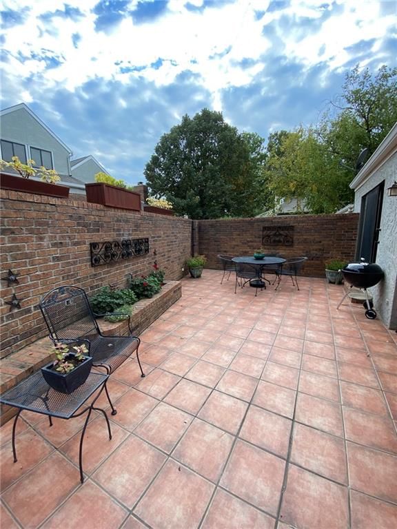 6241 Rosewood Court — photo 9