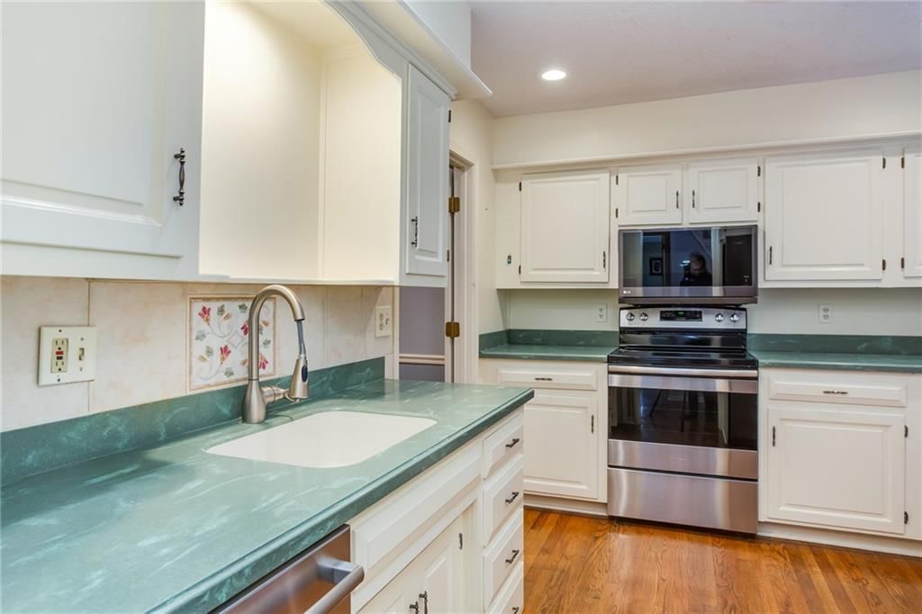 6241 Rosewood Court — photo 12