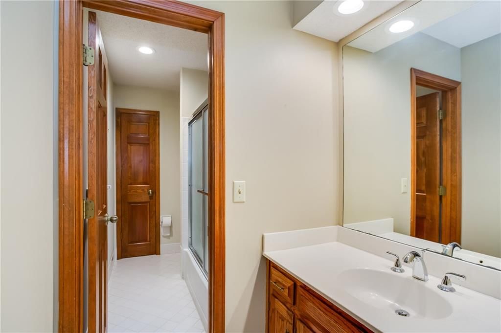 6241 Rosewood Court — photo 30