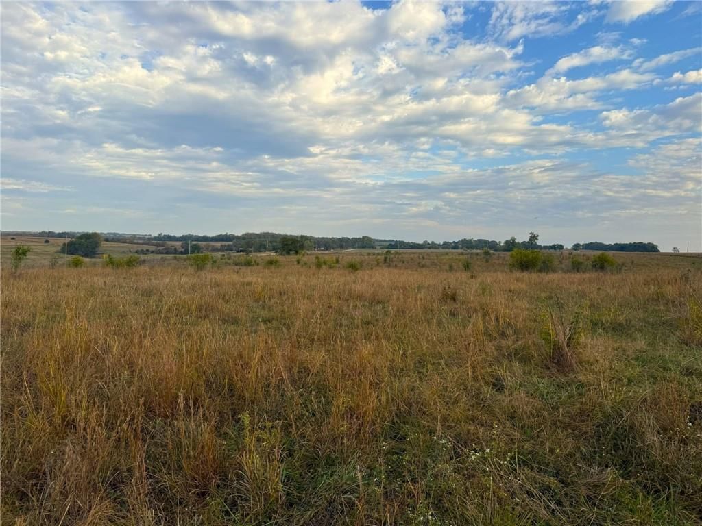 105 N 1250 Road — photo 14