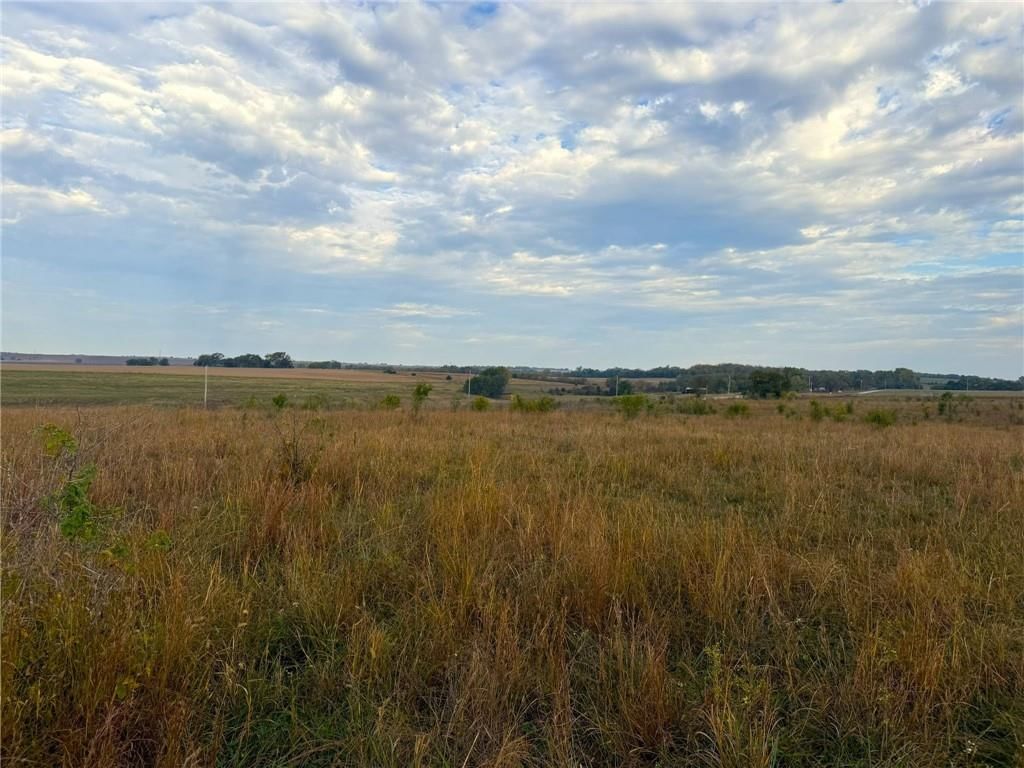 105 N 1250 Road — photo 15