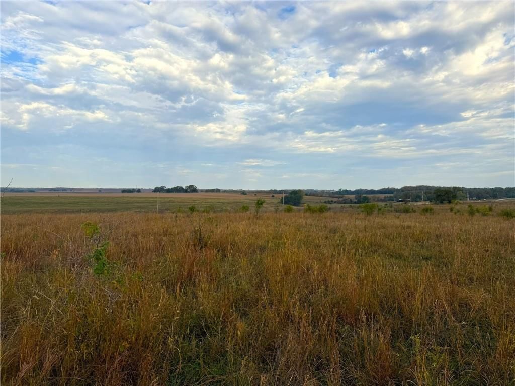 105 N 1250 Road — photo 16
