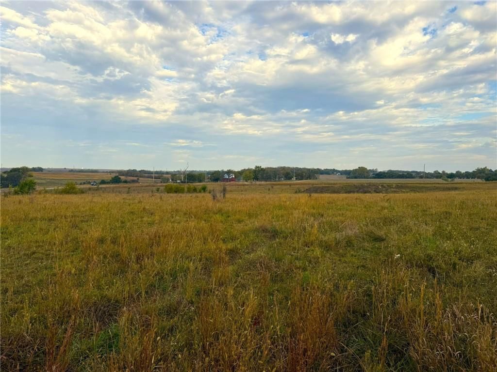 105 N 1250 Road — photo 21