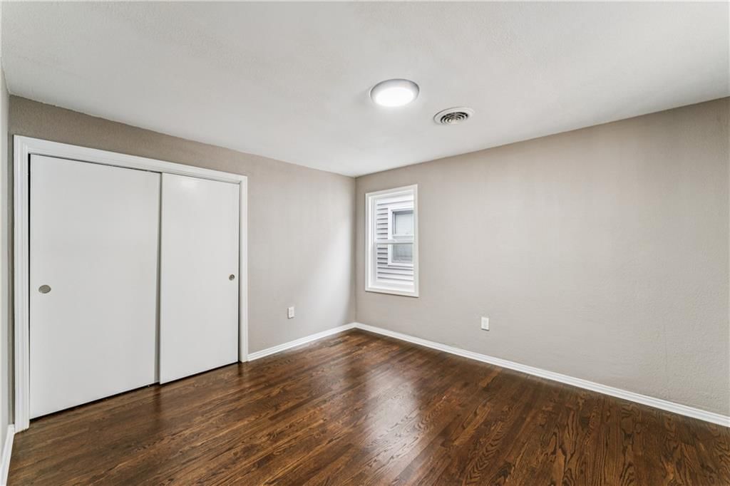 1512 Charles Avenue — photo 16