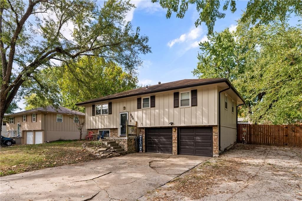 204 Young Street, Grain Valley, MO