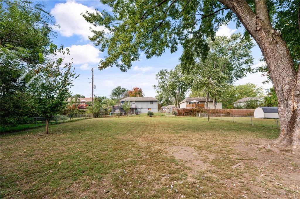 204 Young Street — photo 32