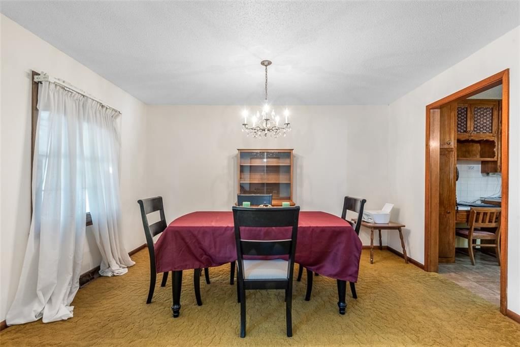 Photo 5 of 40 - 7146 Greeley Avenue