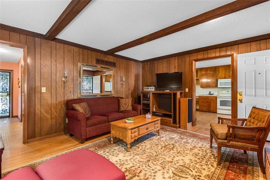 Photo 11 of 40 - 7146 Greeley Avenue