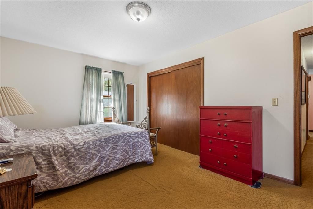 Photo 15 of 40 - 7146 Greeley Avenue